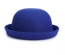Sterling Carcasonne Bowler™ Cotton Acrylic Blend Bow Detail