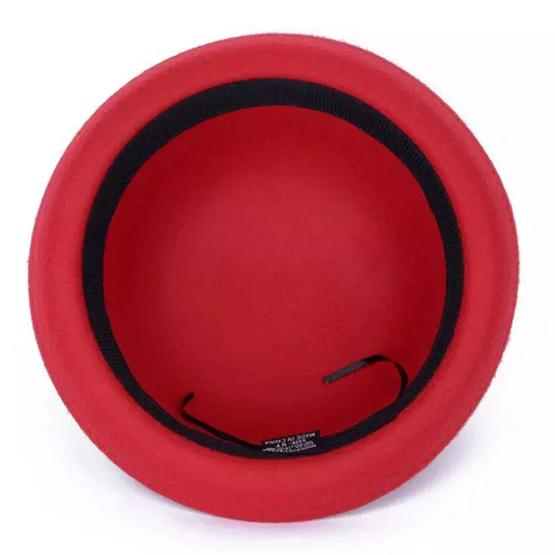 Sterling Carcasonne Bowler™ Cotton Acrylic Blend Bow Detail