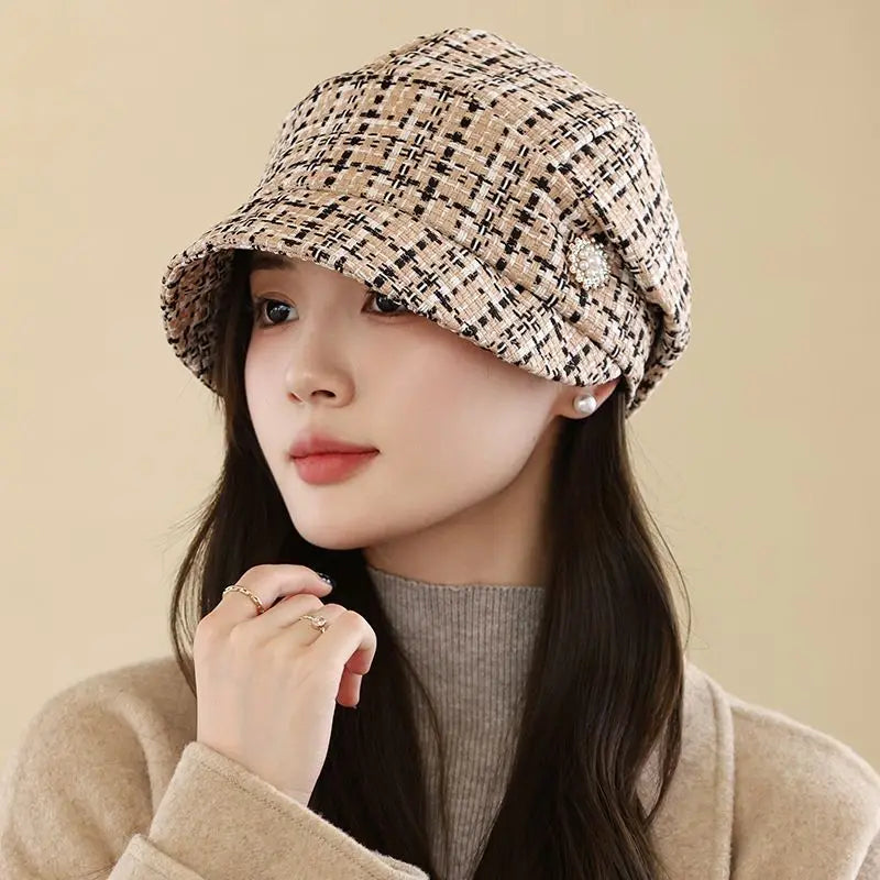 Sterling Retro Plaid Painter Beret™ Knit Peaked Brim