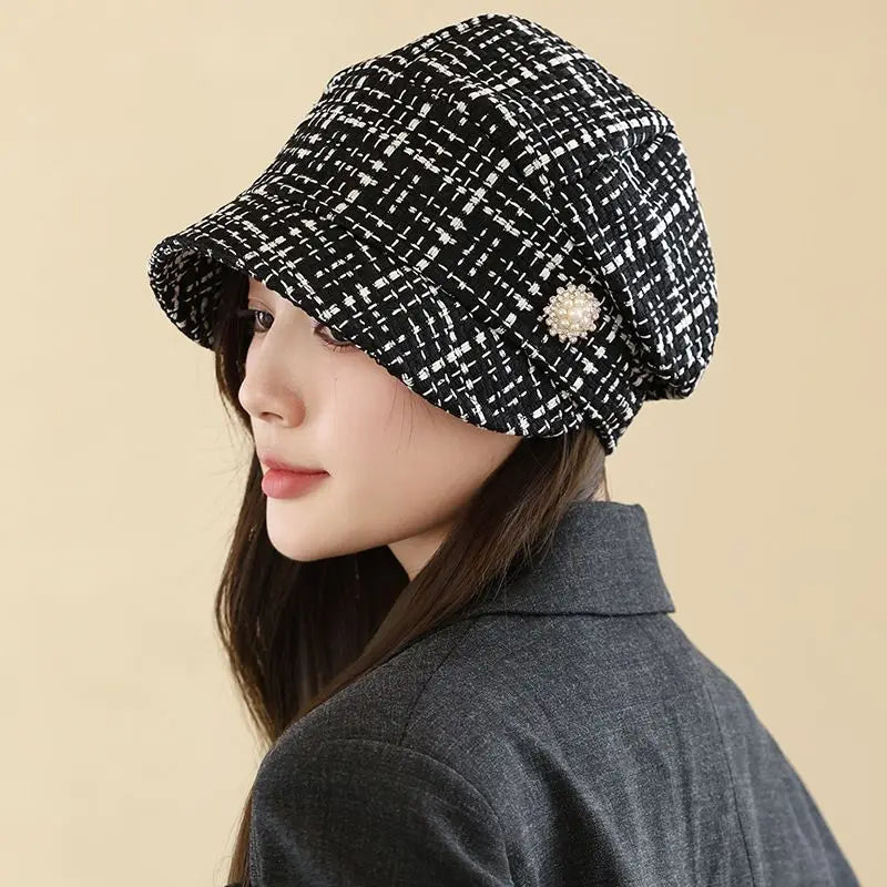 Sterling Retro Plaid Painter Beret™ Knit Peaked Brim